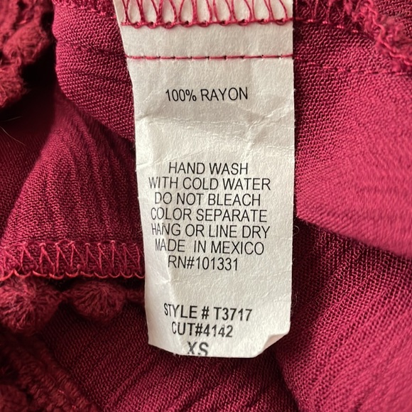 Charlotte Russe Burgundy Top - Picture 6 of 6